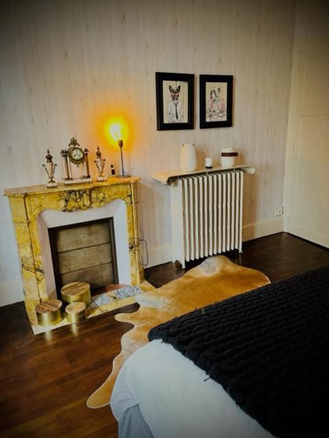 Bed and Breakfast Domaine De La Croix De Saint Lambert Poix-Terron Exterior foto